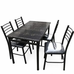 میز غذا خوری رستوران